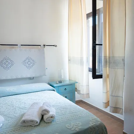 Zia Maria 3* Posada (Sardinia)